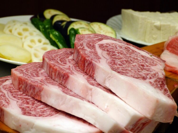 Kobe-Rindfleisch erklärt: Was zeichnet ein Kobe-Rinderfilet aus, wie unterscheidet es sich von Wagyu und worauf kommt es bei der Zubereitung an?